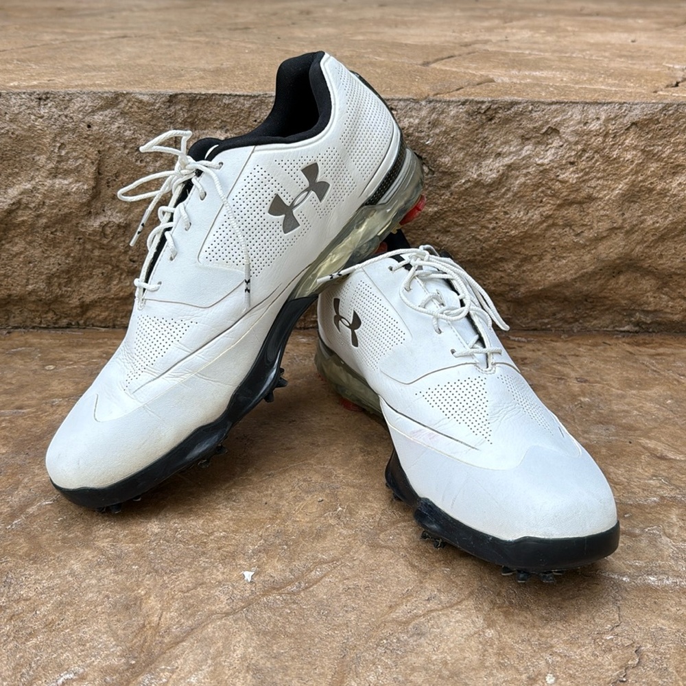 Preowned Under Armour Men's Tour Tips Golf Shoe White & Silver Metallic Spikes